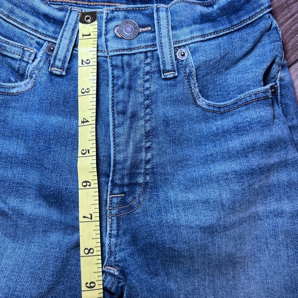 Lucky Brand Jeans - Picture 6 of 7